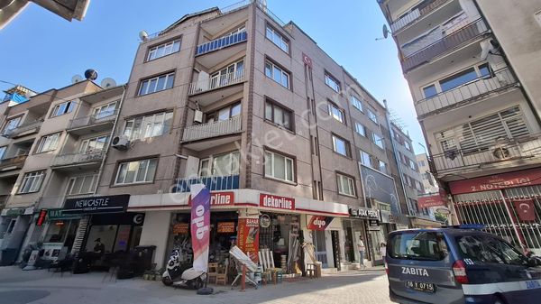 Roma' Dan Cuma Mahallesi' Nde Satılık Daire