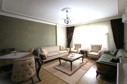 Retro’dan Merkezi Lokasyonda Site İçi D.gazlı Cepheleri Açık Geniş 3+1