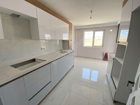 Sincan Yenikent Mustafa Kemal Mahallesinde 3+1 Satılık Konut