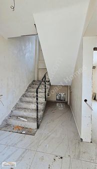 Muğla Fethiye'de Merkezi Konumda Satılık Müstakil Sıfır Villa