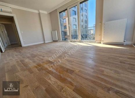 Suadiye'de Bağdat'a Yakın Lüks Binada Sıfır 2+1 Daire!!!