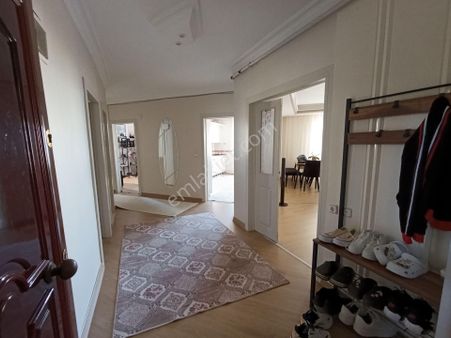 Yeni Mah. Şahika Villaları Yakınında Kombili Ful Yapılı Kale Emlak Tan Satılık Daire