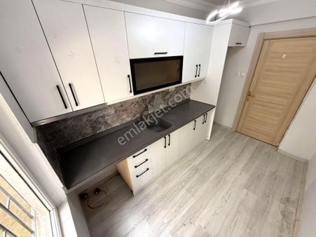 💥güç Gayrimenkul'den Akçay'da Denize 150m Ön Cephe Masrafsız 2+1 Satılık Daire