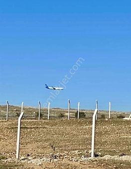 Hava Alani Karşısı Satılik Arsa