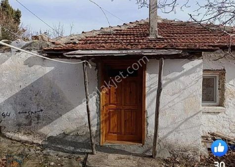 Öztülü Emlak'dan:denizli Çameli Gürsu'da Müstakil Eşyalı,çıtır Masraflı Ev