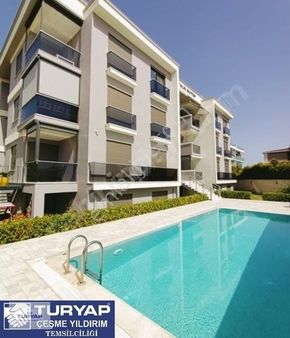 Turyap Çeşme Boyalık Suıts'te Satılık 1+1 Lüks Rezidans Daire