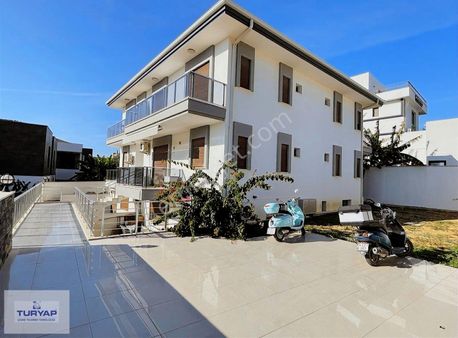 Turyap Çeşme Dalyan'da Muhteşem Konumda Satılık 1+1 Daire