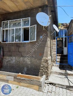 Germir'de Müstakil Bahçeli Ev