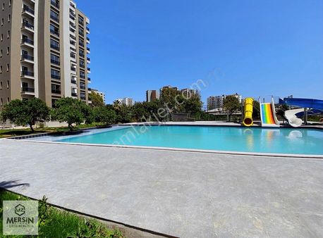 Mezitli 75 Yıl Mahallesin^de Havuzlu Site İçi Kiralık 2+1 Daire