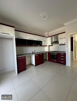 Takasa Açık 140 M² 3+1 Ayrı Mutfaklı Arakatta Daire