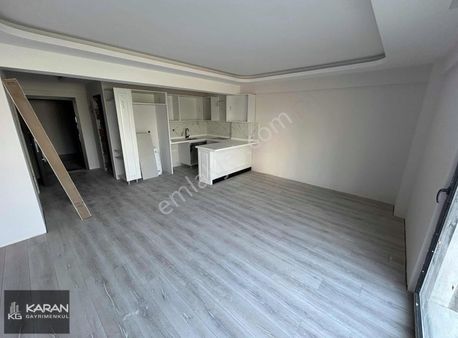 Balaç Mah. Ebeveyn Banyolu Giyinme Odalı Bahçeli Satılık 1+1