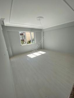 Aliulvi Kurucu Caddesine Yakın 2+1 3+1 Satılık Daireler