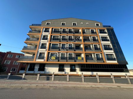 Levent Mah.de Kiralık Arakat 70 M2 D.gazoto.panjur 2+0 Lüx Sıfır