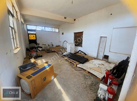 Menteşeoğlu Mah.de Güvenlik Kameralı Cadde Üstü Kiralık Depo