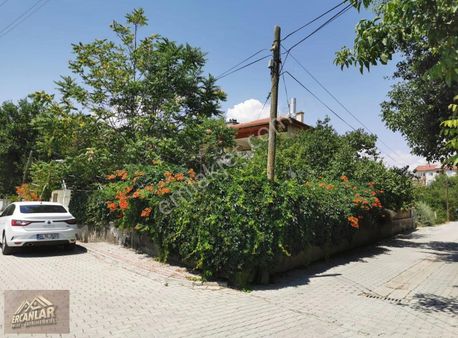 Konercanlar İnşaat Emlak'tan 435m2 2 Katlı Bahçeli Müstakil Ev