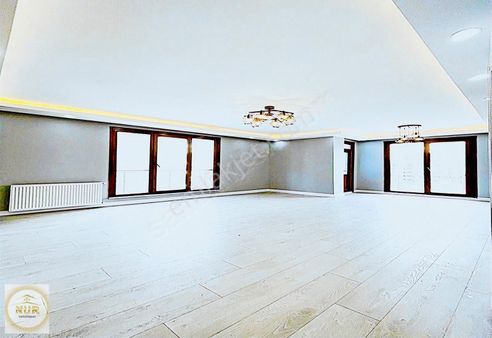 Nur Yapı'dan 3+1 Ebeveyn Banyolu Full Dekorlu Acil Satılık Daire