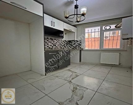 Nur Yapıdan Metrobuse Yurume Mesafesınde 10 Dakıka'ya Yüksek G.