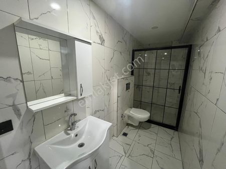 Altınşehir 2+1 Yüksek Bahçe Katı