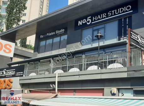 Maltepe Zümrütevler Mah. Satılık Tıcarı !!!!!