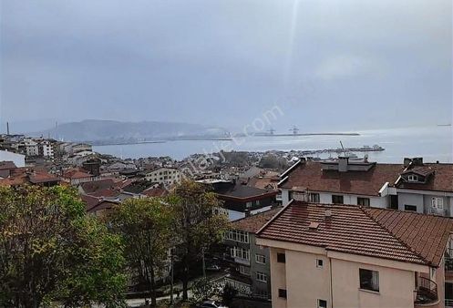 Öner Güneri Den Kdz Ereğli De Satılık 3+1 Daire