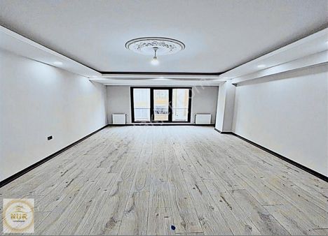 Nur Yapı'dan Metrobüse 2 Dk Masrafsız 2+1 Satılık Arakat Daire