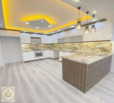 Nur Yapı'dan Yeşil Cami Yanında Emsalsiz 2+1 Acil Satılık Daire