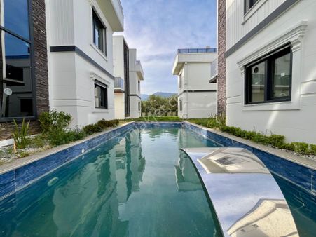 “doğa İle İç İçe! Havuzlu, 4+1 Triplex Villa – Kazdağları’nda Lüks Yaşam”