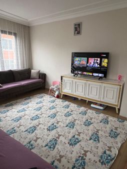 İstanbul Sancaktepe Merve Mah Satılık 2+1 Ara Kat 95 M2 İskanlı