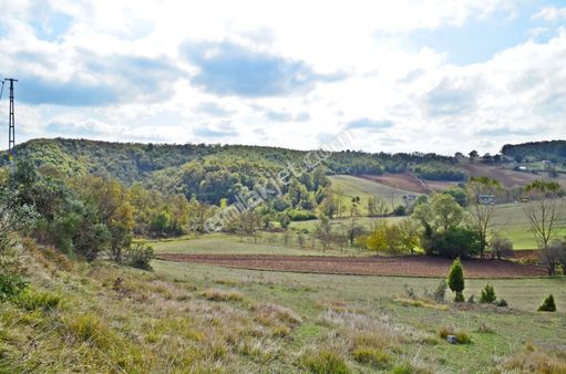 Kocaeli Gebze Duraklı Da Yolu Olan Köy Merkezinde 3.200 M² Satılık Tarla