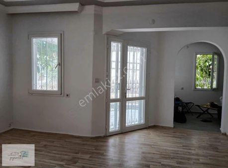 Gümbet Pazaryeine Yakın 3+1 Müstakil Villa