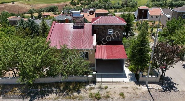Oyacada Sitede Güzel Konumda 4+2 Villa