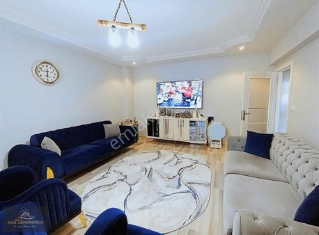 Satılık İskanlı Geniş 4+1 Merkezi Konumda Daire