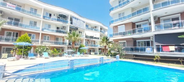 Full Eşyalı Havuz Manzaralı Ara Kat 1+1 Daire