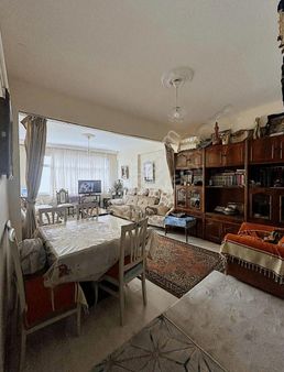 Kadir Aksoy Gayrimenkulden Merkezi Konumda Satılık Daire