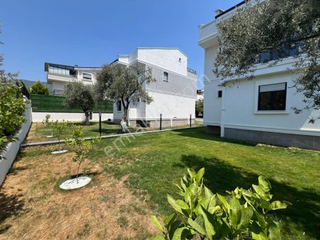 🩷cemre Emlaktan Kaz Dağlarının Eteklerinde Satılık Sıfır 5+1 Villa🩷