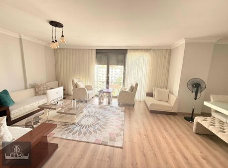 Suadiye Ayşekadın Metroya,marmaraya,bağdat Cad Komşu 3+1 Daire