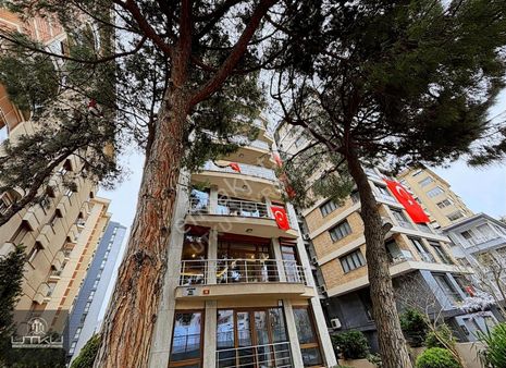 Utku'dan Havacı Binbaşı Sokakta Caddeye 7.bina'da 4+1 Daire