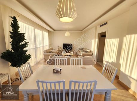 Suadiye'de Bağdata İlk Paralelde 3+1 140m2 Ferah Daire