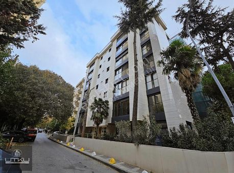 Utku'dan Erenköyde Bağdat Caddesi Ve Marmaraya Yakın 0binada 3+1