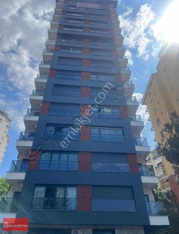 Kadıköy Kızıltoprak'ta Sıfır Apartmanda Balkonlu Satılık 3+1