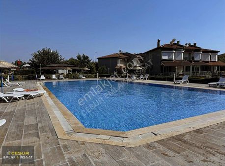 İzmir Dikili Salihler'nda Havuzlu Villa