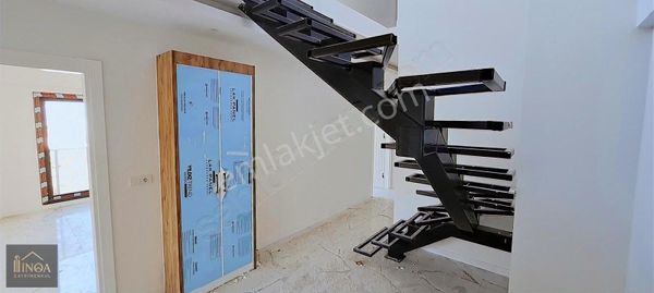 Yıldıztepe Mahallesinde 4+1 180 M² Dublex, Teraslı Daire