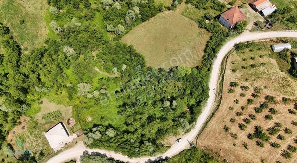 Ulugeçitkadı Köyünde Kadastrol Yol Cepheli Satılık Tarla