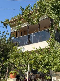 Ahmetbeyli'de Denize Yakın Müstakil Yazlık