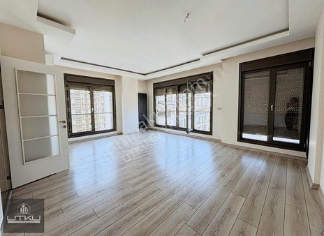 Utku'dan Suadiye'de Bağdat Caddesine Metroya,marmaraya Yakın 3+1