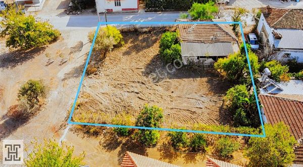 Adrasan Merkezde- İskanlı Evi Olan - 582 M2 Arsa