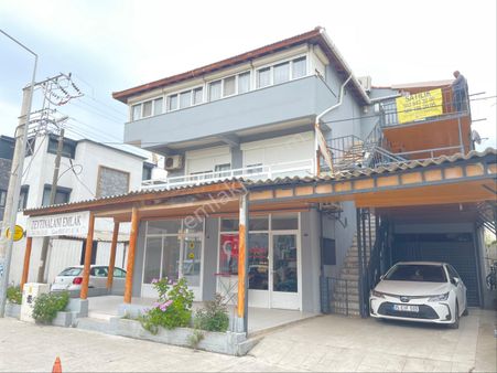İzmir Urla Zeytin Alanı Köşe Cadde Yakını Komple Satılık Bina