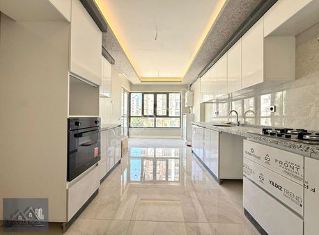 Karakuş'tan █ Saray Merkez'de Sıfır, Geniş, Modern 165m² Lüx 3+1