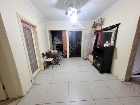 Adapazarı Yenicami Yakını Satılık Uygun Fiyat 2+1 Daire...