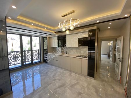 Keçiörende 3+1 Full Yapılı Sıfır Cadde Yakını Mega Lüks Herkatta Dairemiz Var